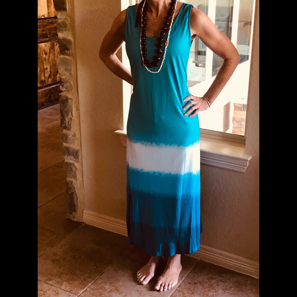 Summer sleeveless maxi dress